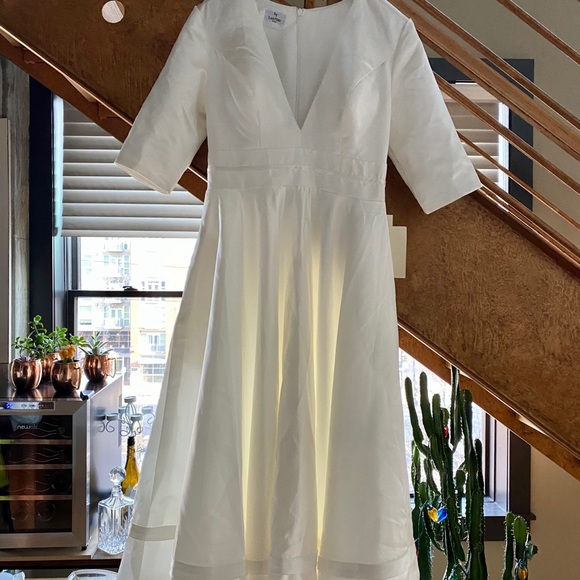 Brand New A-Line Wedding Dress - Picture 4 of 6